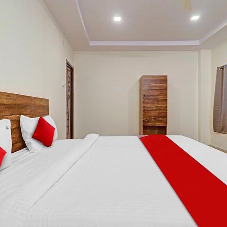 Hotel O R Square Inn Hajdarabad Zewnętrze zdjęcie