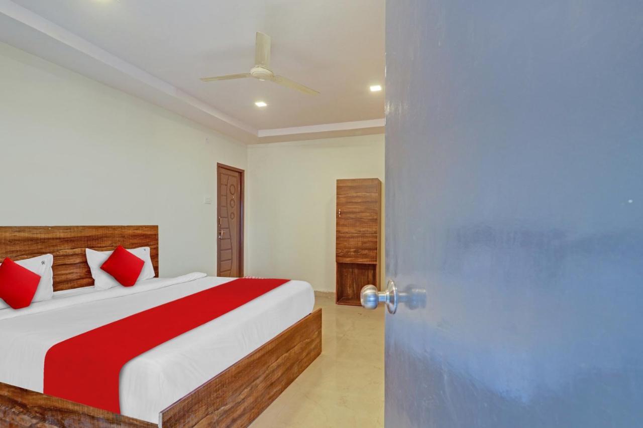 Hotel O R Square Inn Hajdarabad Zewnętrze zdjęcie