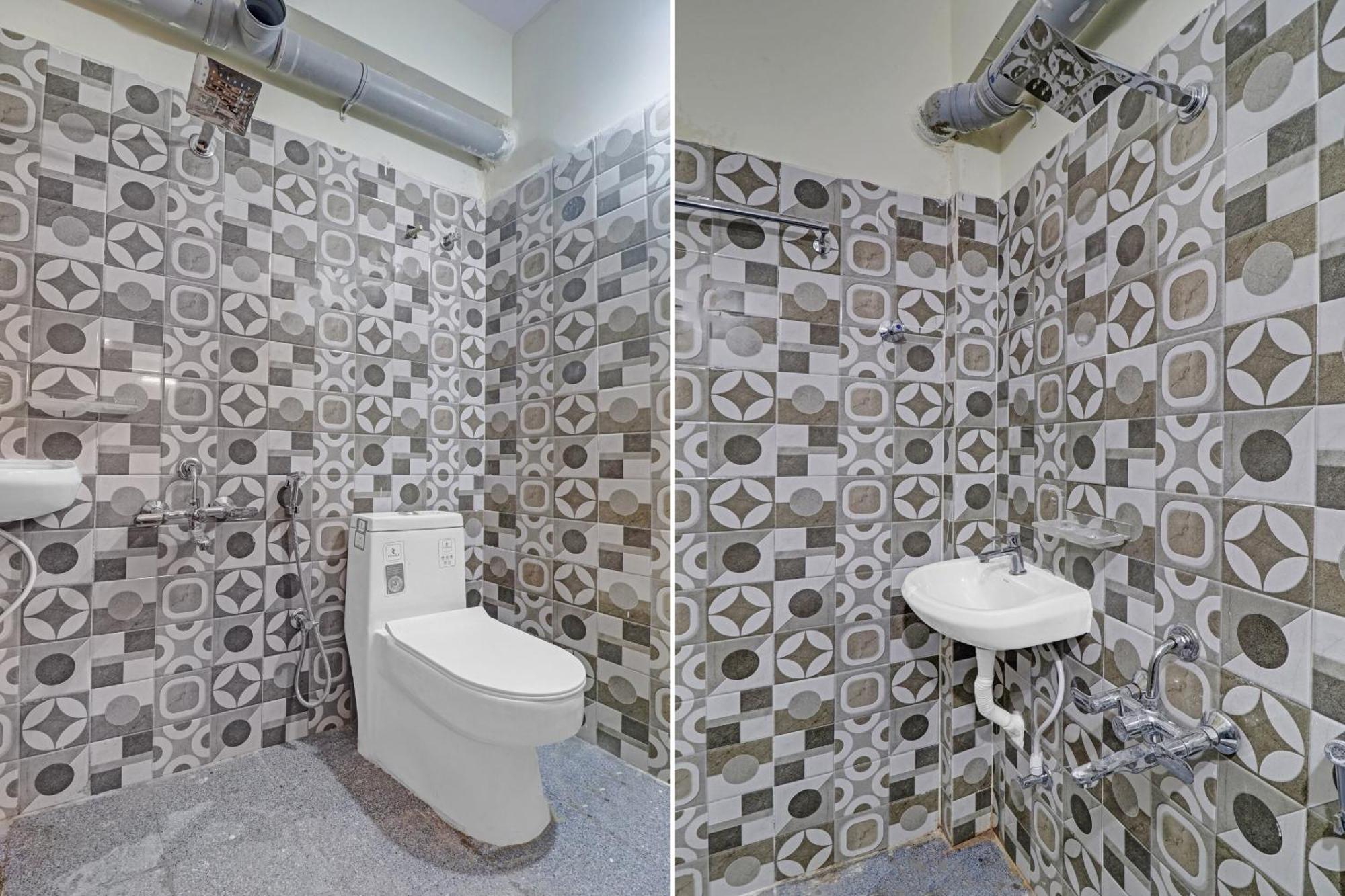 Hotel O R Square Inn Hajdarabad Zewnętrze zdjęcie